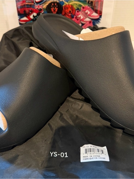 Yeezy Other - Yeezy YS-01 Slides with bag (Yeezy.com) NOT ADIDAS